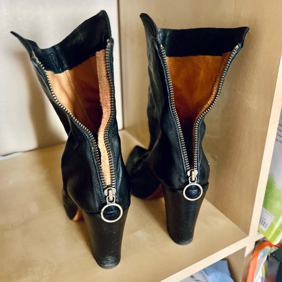 Fiorentini + Baker Black Heeled Leather Boots - Picture 8 of 12